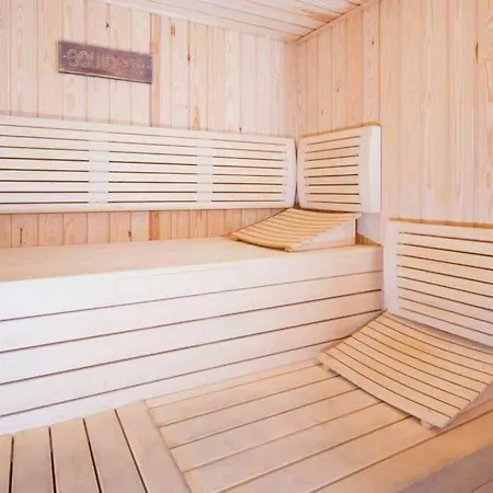 Con Jacuzzi, Sauna, Gimnasio Y Piscina Enfrente Del Mar Daire *