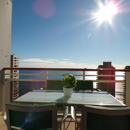 Daire Con Jacuzzi, Sauna, Gimnasio Y Piscina Enfrente Del Mar Benidorm