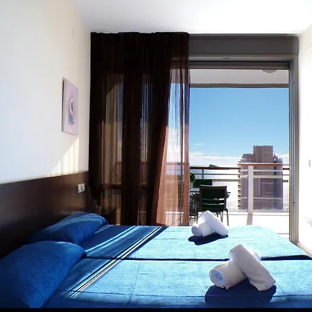 Con Jacuzzi, Sauna, Gimnasio Y Piscina Enfrente Del Mar Daire