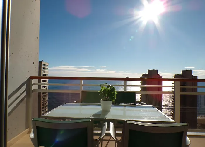 Apartmán Con Jacuzzi, Sauna, Gimnasio Y Piscina Enfrente Del Mar Benidorm