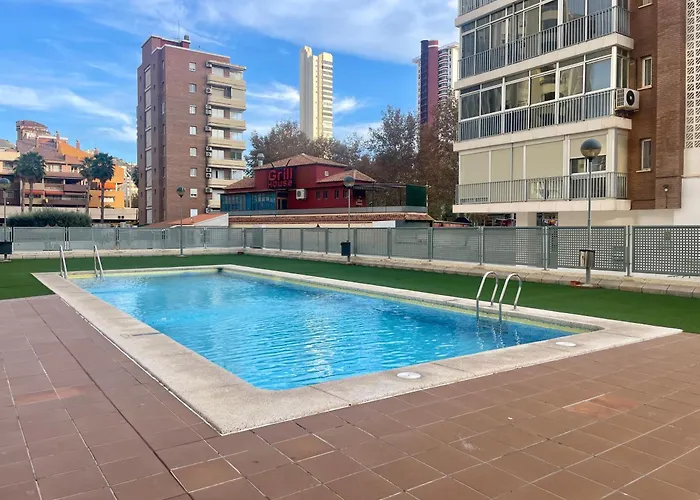 Con Jacuzzi, Sauna, Gimnasio Y Piscina Enfrente Del Mar Apartmán