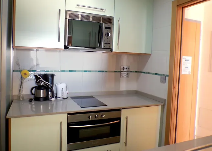 Con Jacuzzi, Sauna, Gimnasio Y Piscina Enfrente Del Mar * Benidorm
