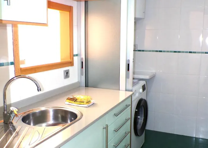 Con Jacuzzi, Sauna, Gimnasio Y Piscina Enfrente Del Mar * Benidorm